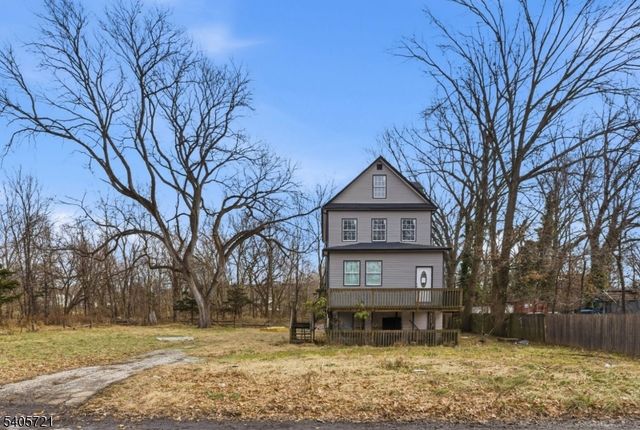 1819 Allen St, Rahway City, NJ 07065