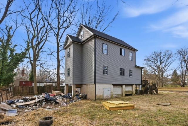 1819 Allen St, Rahway City, NJ 07065