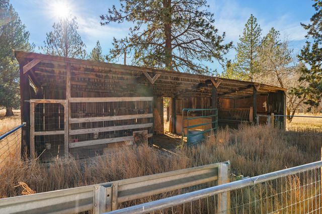 21910 Rickard Road, Bend, OR 97702