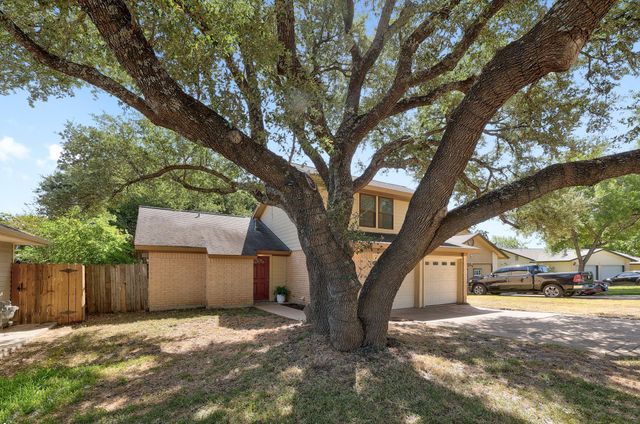 706 Milton CV, Leander, TX 78641