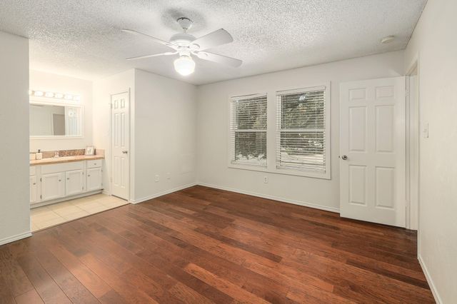 706 Milton CV, Leander, TX 78641