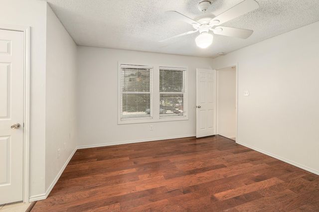 706 Milton CV, Leander, TX 78641
