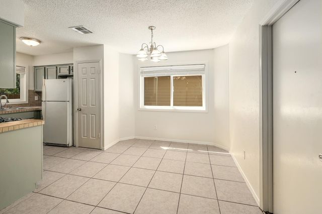 706 Milton CV, Leander, TX 78641