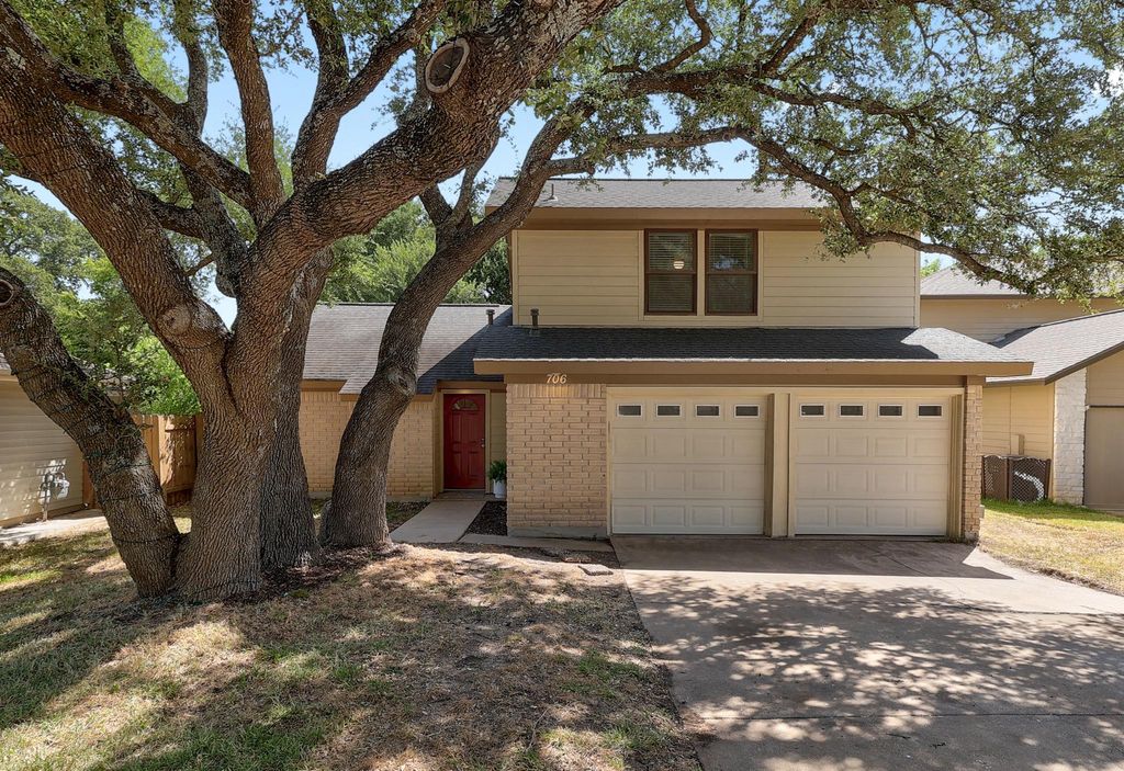 706 Milton CV, Leander, TX 78641
