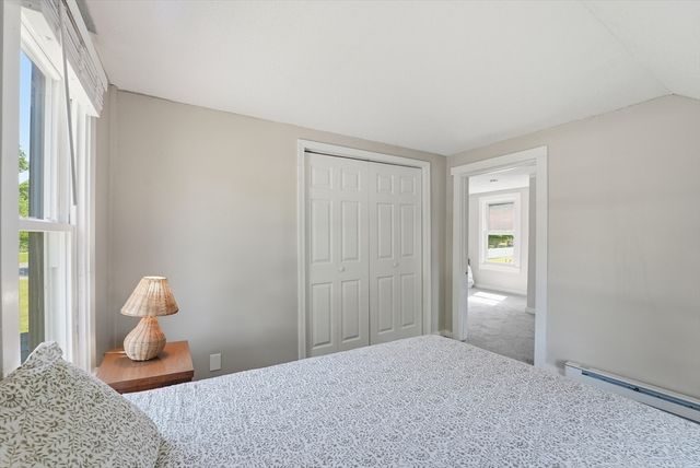 209 Adams St, Agawam, MA 01001