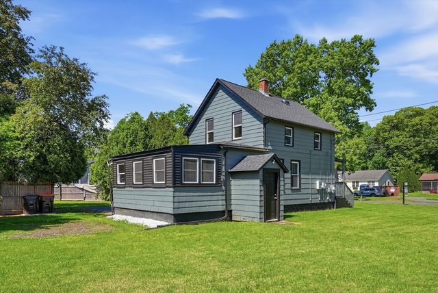 209 Adams St, Agawam, MA 01001