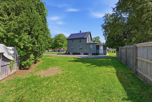 209 Adams St, Agawam, MA 01001