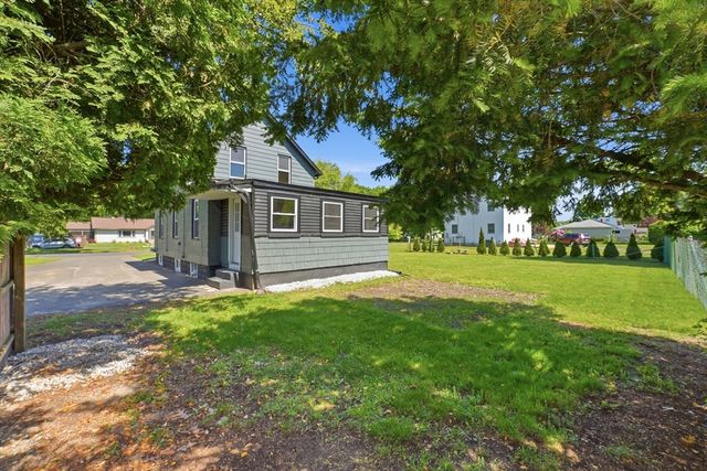 209 Adams St, Agawam, MA 01001