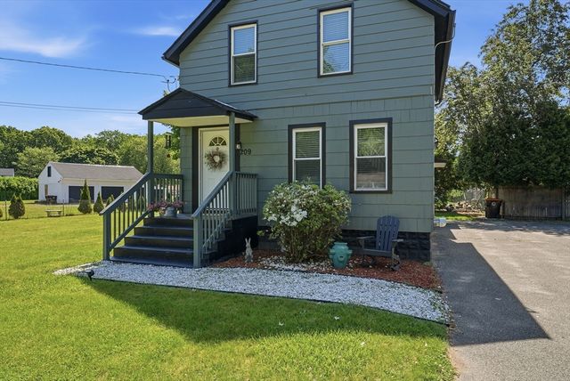 209 Adams St, Agawam, MA 01001