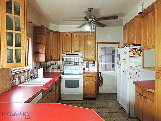 611 Hobson Avenue, Butte, MT 59701