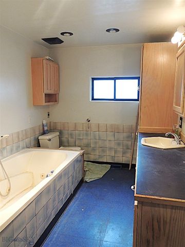 611 Hobson Avenue, Butte, MT 59701