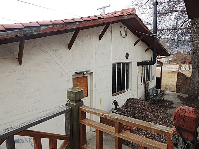 611 Hobson Avenue, Butte, MT 59701