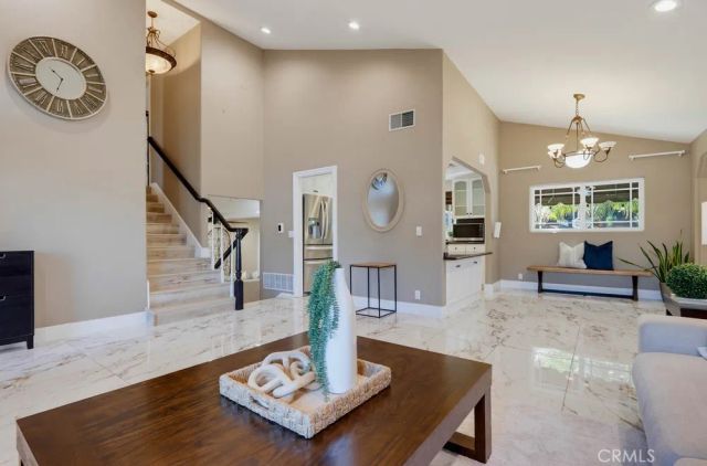 5550 E Edgemar, Anaheim, CA 92807