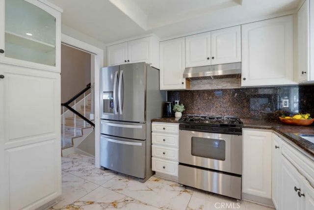 5550 E Edgemar, Anaheim, CA 92807