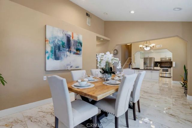 5550 E Edgemar, Anaheim, CA 92807