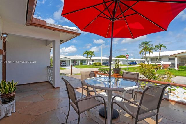 5809 NW 83rd Ave, Tamarac, FL 33321