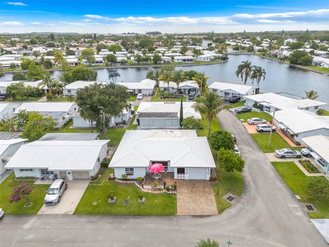 5809 NW 83rd Ave, Tamarac, FL 33321