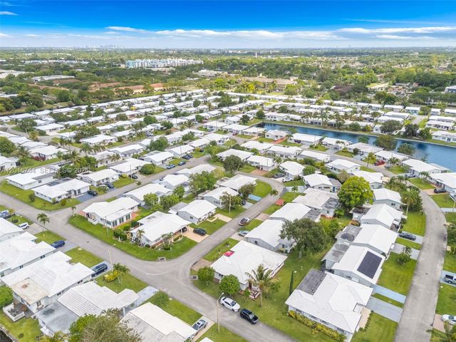 5809 NW 83rd Ave, Tamarac, FL 33321