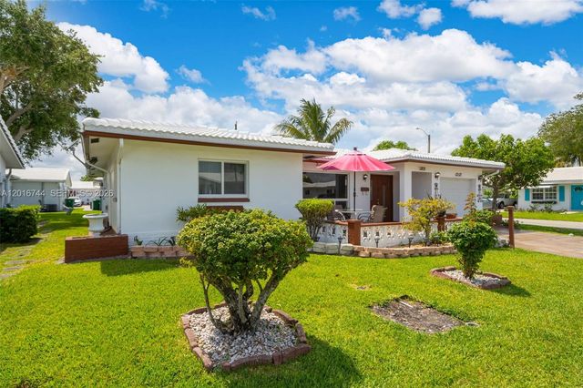 5809 NW 83rd Ave, Tamarac, FL 33321