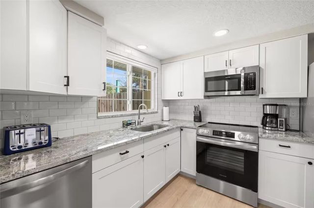 201 SOUTH STREET, Palm Harbor, FL 34683