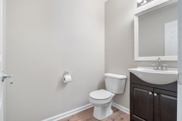 1022 Lexington Farms Dr, Spring Hill, TN 37174