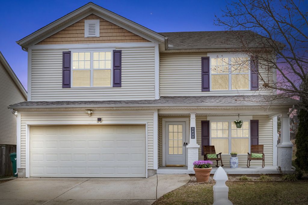 1022 Lexington Farms Dr, Spring Hill, TN 37174