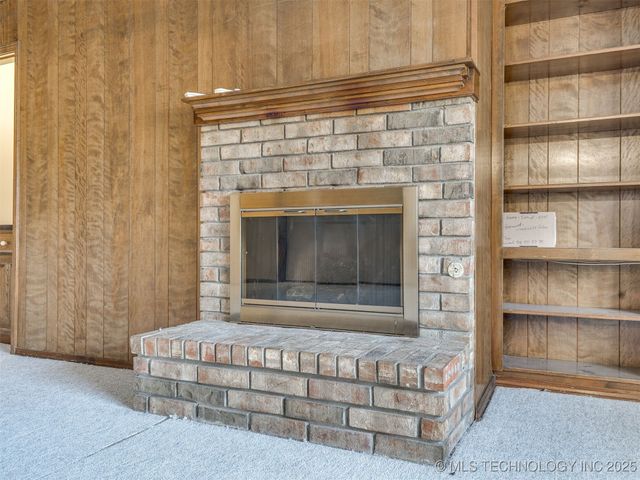 8121 E 75th Street, Tulsa, OK 74133