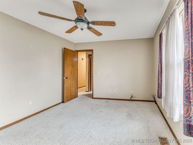 8121 E 75th Street, Tulsa, OK 74133