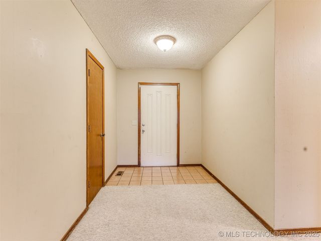 8121 E 75th Street, Tulsa, OK 74133