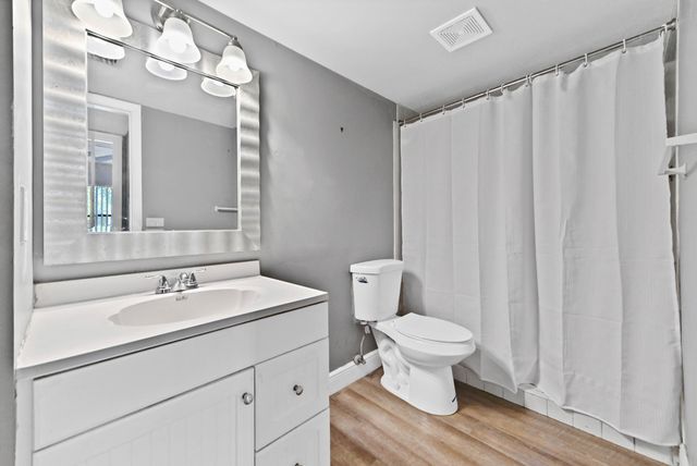 5937 Forest Hill Boulevard 103, West Palm Beach, FL 33415