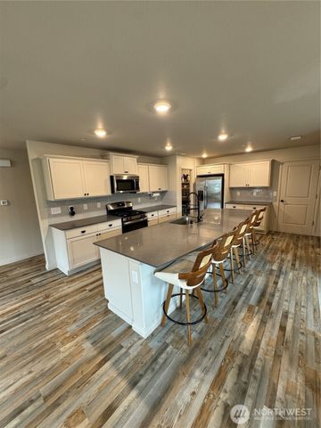 3572 Hoffman Hill Boulevard, Dupont, WA 98327