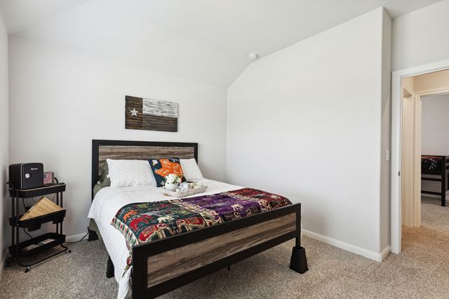 1097 Kingbird Lane, Alvarado, TX 76009