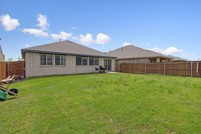 1097 Kingbird Lane, Alvarado, TX 76009