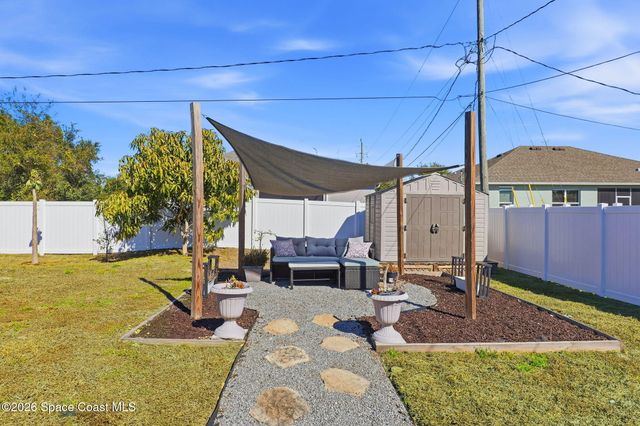 370 Olman Street SW, Palm Bay, FL 32908