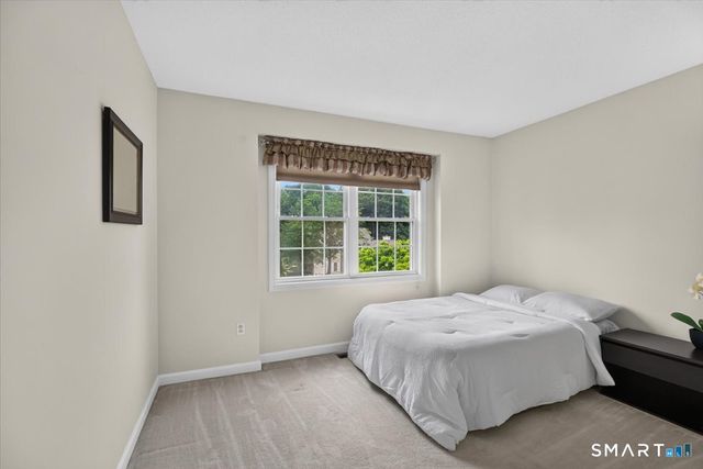 95 Folly Brook Lane, Manchester, CT 06040