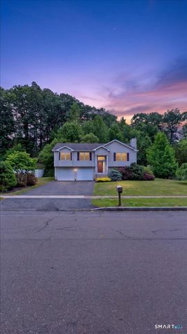 95 Folly Brook Lane, Manchester, CT 06040