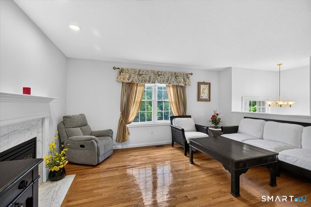 95 Folly Brook Lane, Manchester, CT 06040