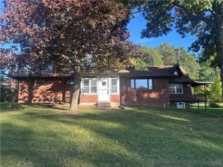 8950 Cazenovia Road, Pompey, NY 13035