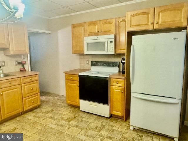 329 S MAPLE ST, Mount Carmel, PA 17851