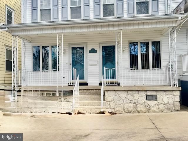 329 S MAPLE ST, Mount Carmel, PA 17851