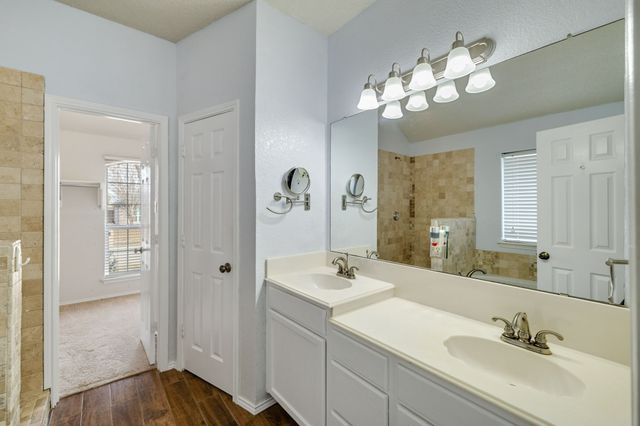 9881 Cambridge Drive, Frisco, TX 75035