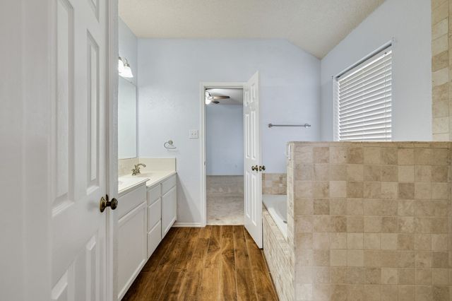 9881 Cambridge Drive, Frisco, TX 75035