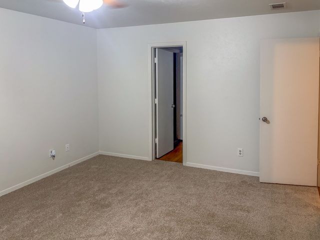 539 Bluebird Lane, Red Oak, TX 75154