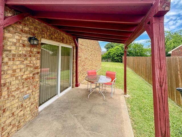 539 Bluebird Lane, Red Oak, TX 75154