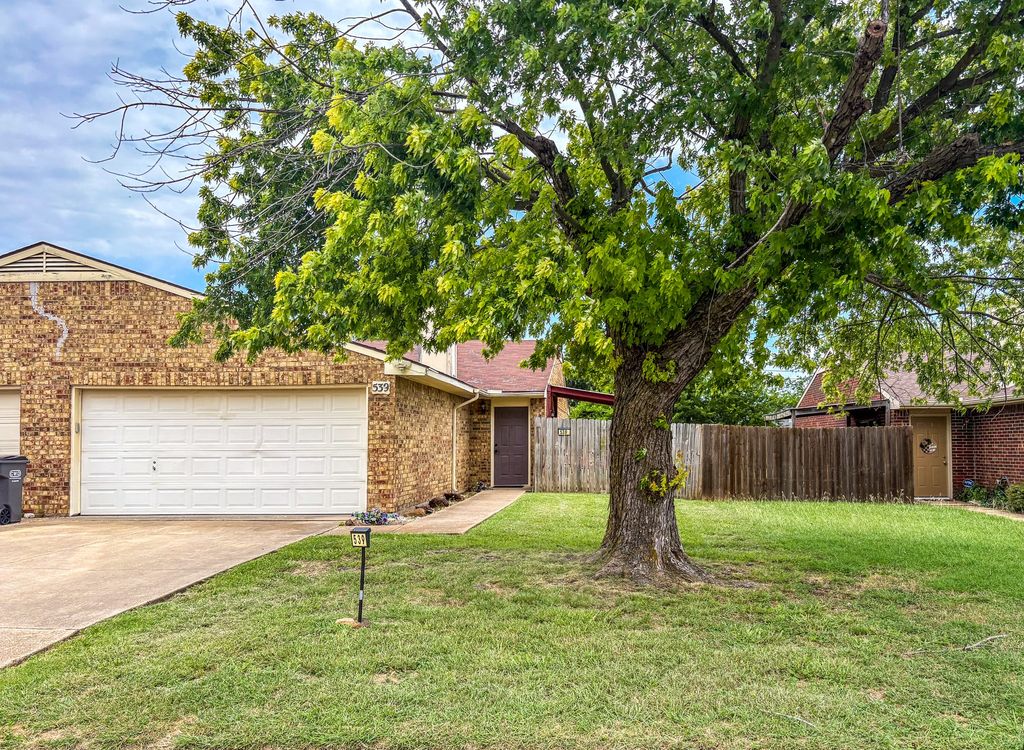 539 Bluebird Lane, Red Oak, TX 75154