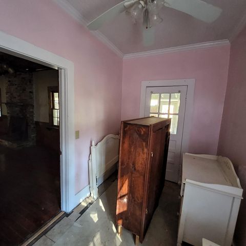 109 Cove Lane, Eutawville, SC 29048