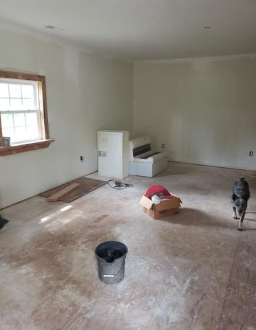 109 Cove Lane, Eutawville, SC 29048