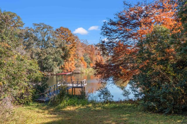 109 Cove Lane, Eutawville, SC 29048