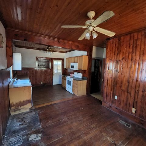 109 Cove Lane, Eutawville, SC 29048