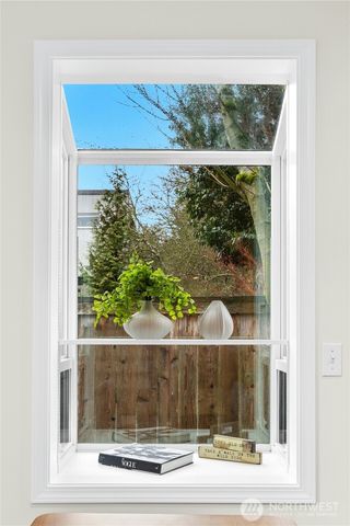 7509 Fremont Avenue N, Seattle, WA 98103